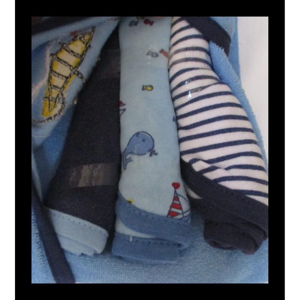 4 Piece Bath Set for Baby Blue Sailboars Hooded Towel & 3 Washcloths